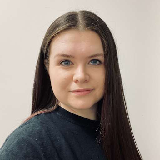 Profile image for pet sitter Courtney