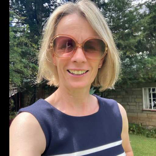 Profile image for pet sitters Karen & Wayne