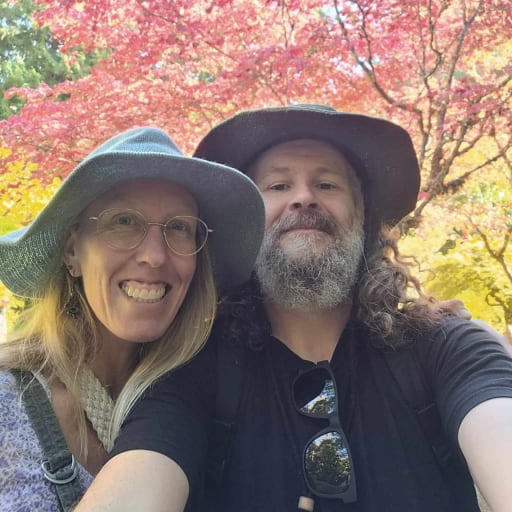 Profile image for pet sitters Jaime & Scott