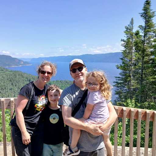 Profile image for pet sitters Barbara & David