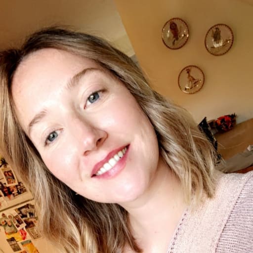 Profile image for pet sitter cailley