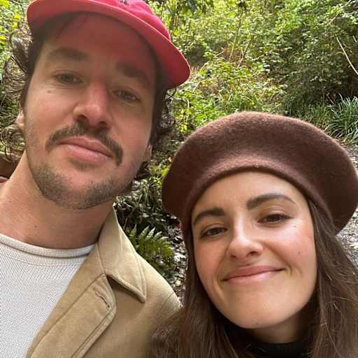 Profile image for pet sitters Lia & Jordan