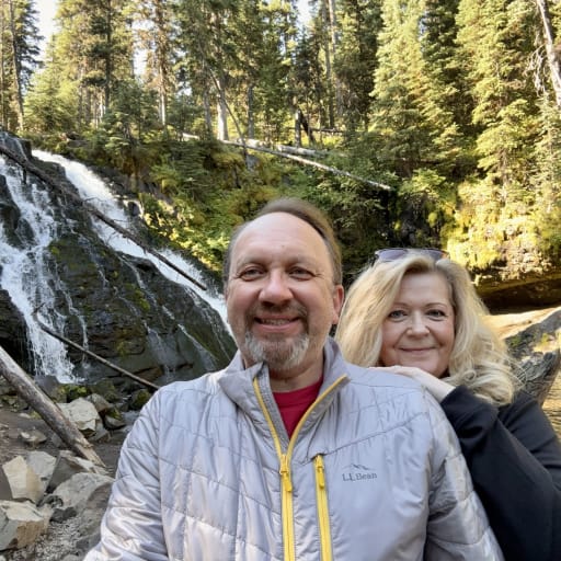 Profile image for pet sitters Deborah & George 