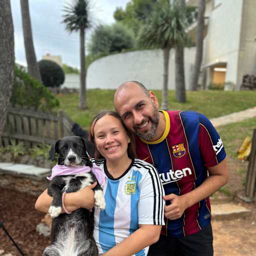 Profile image for pet sitters Cristian & Romina