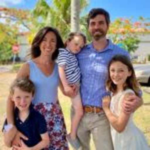 Profile image for pet sitters Kelly & Pete