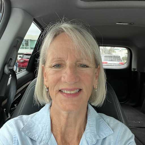 Profile image for pet sitter Liz