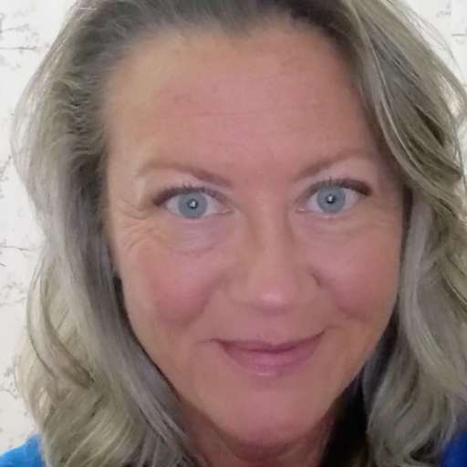 Profile image for pet sitter Angela