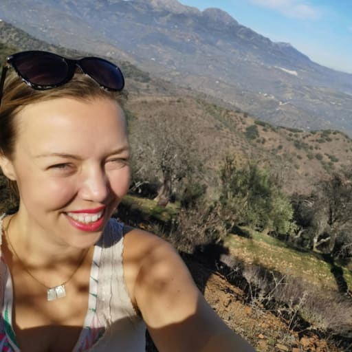 Profile image for pet sitter Nadine