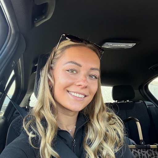 Profile image for pet sitter Nathalie