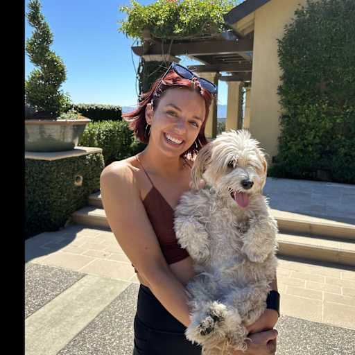 Profile image for pet sitter Lauren