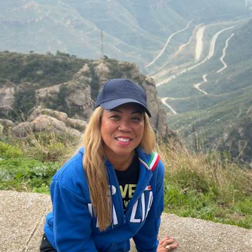 Profile image for pet sitter Tess