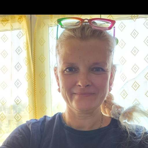 Profile image for pet sitter Anita