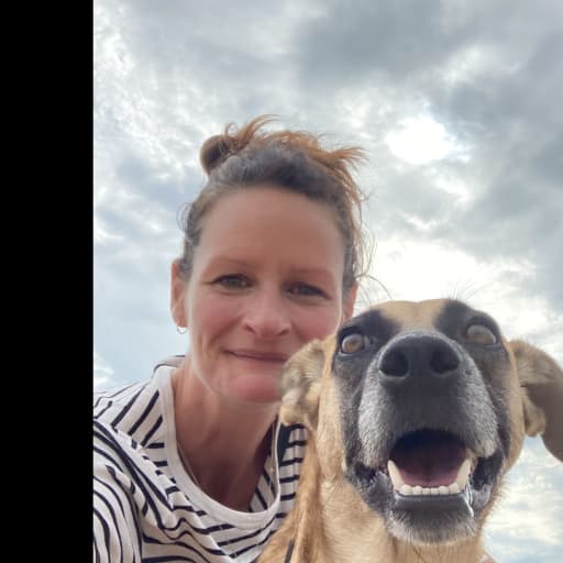 Profile image for pet sitter Liz