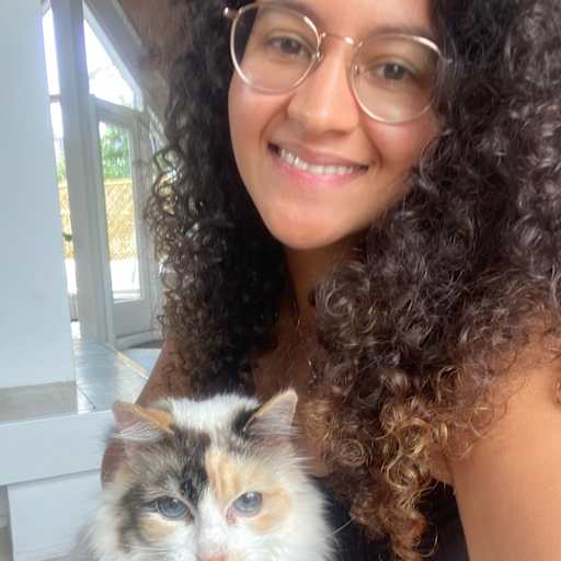 Profile image for pet sitter Houda