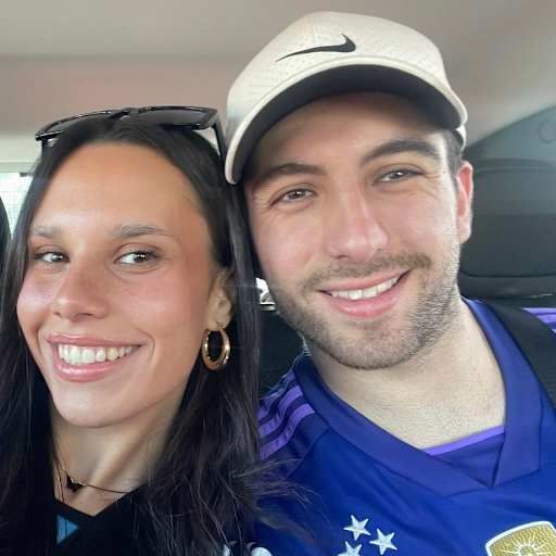 Profile image for pet sitters Aldana & Sebastian