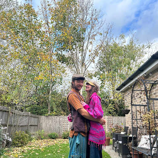 Profile image for pet sitters Thomas & Savannah