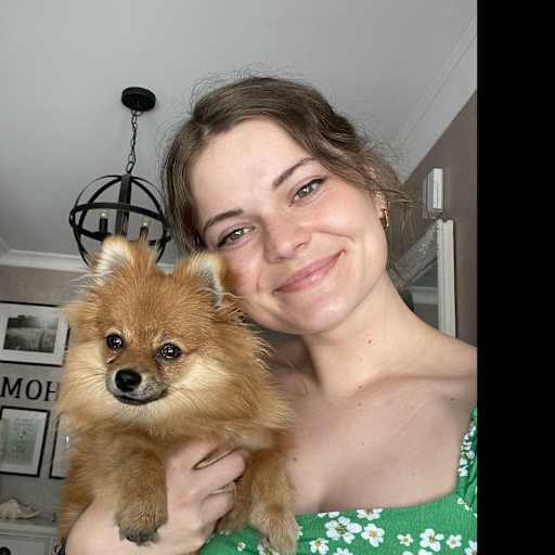 Profile image for pet sitter Julia