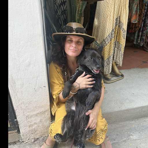 Profile image for pet sitter Genevieve