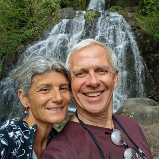 Profile image for pet sitters Edmundo & Estelle