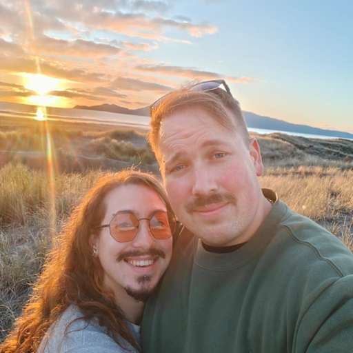 Profile image for pet sitters Shanara & Steven