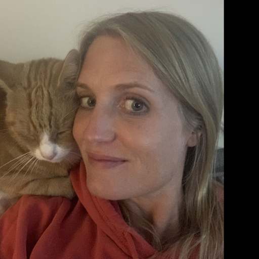 Profile image for pet sitters Joanne & Pete