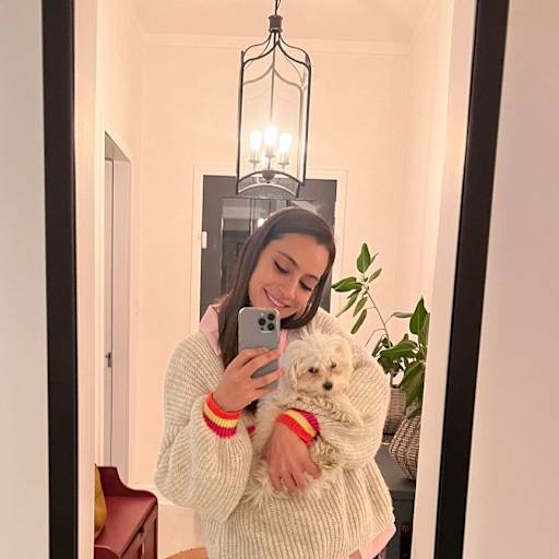 Profile image for pet sitter Demi Lee