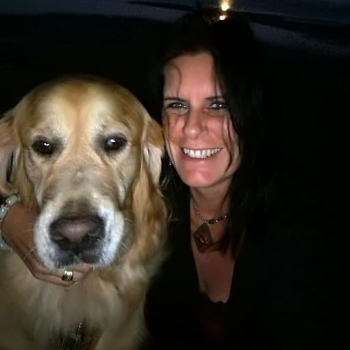 Profile image for pet sitter DONNA
