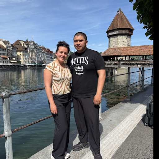 Profile image for pet sitters Estefany & Juan Sebastian