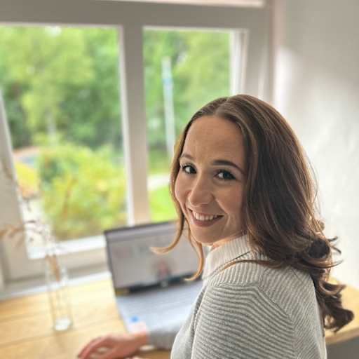 Profile image for pet sitter Jana