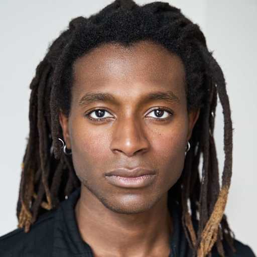 Profile image for pet sitter Khriesean