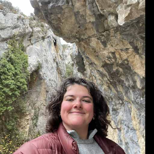 Profile image for pet sitter Emma