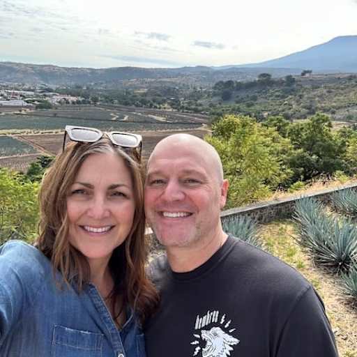 Profile image for pet sitters Natalie & Blane