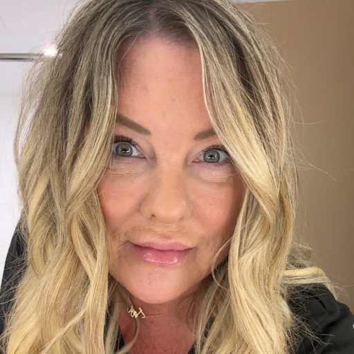 Profile image for pet sitter Tara