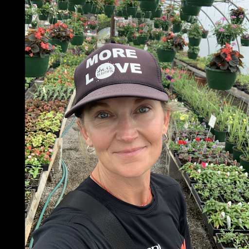 Profile image for pet sitter Mary Beth