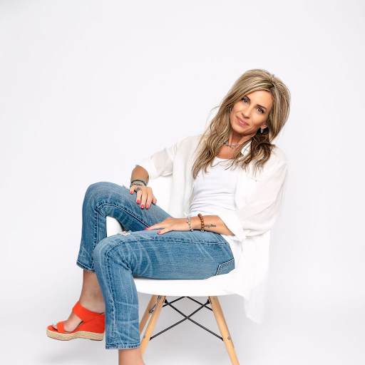 Profile image for pet sitter Dena