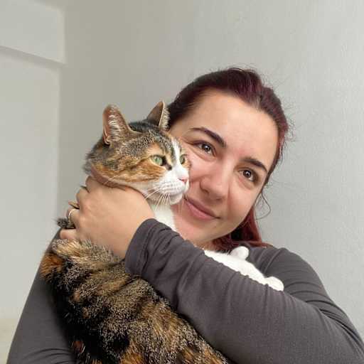 Profile image for pet sitter Roza-Maria