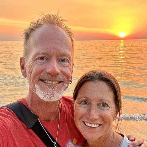 Profile image for pet sitters Jenifer & Kary