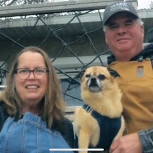 Profile image for pet sitters Tannis & Ritchie