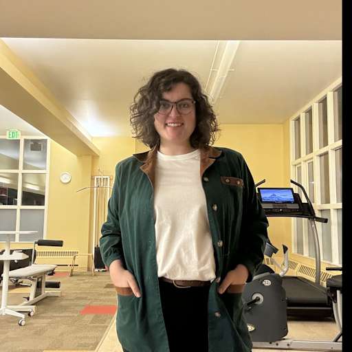Profile image for pet sitter Lauren