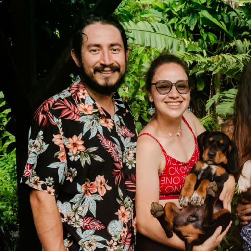 Profile image for pet sitters Rodrigo & Alejandra