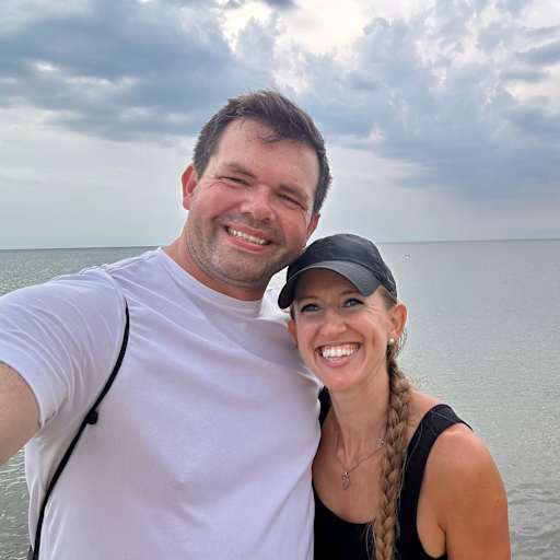 Profile image for pet sitters Elizabeth & Owen