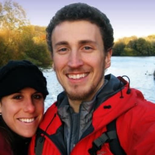 Profile image for pet sitters Alina & Erik