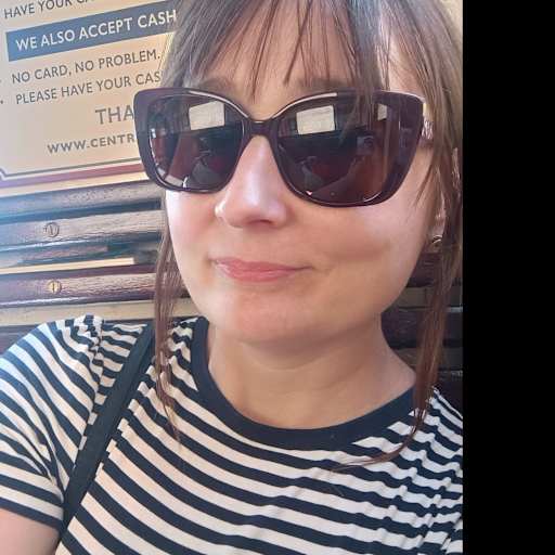 Profile image for pet sitter Sarah