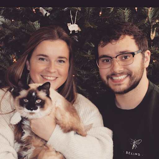 Profile image for pet sitters Kelly & Joe