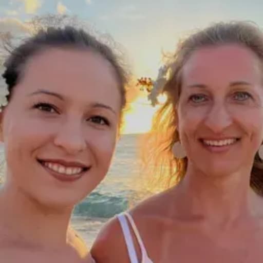 Profile image for pet sitters Gabriela & Beata