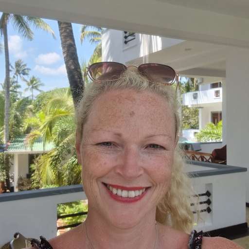 Profile image for pet sitter Alison