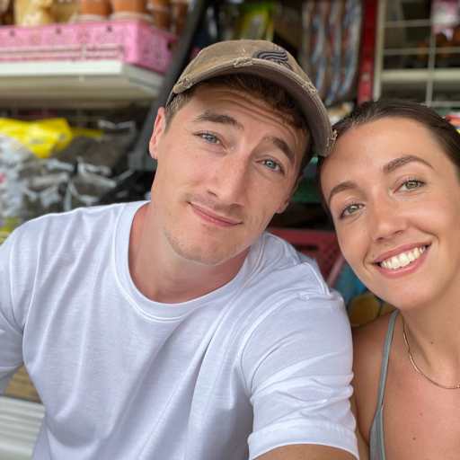 Profile image for pet sitters Lauren & Jacob