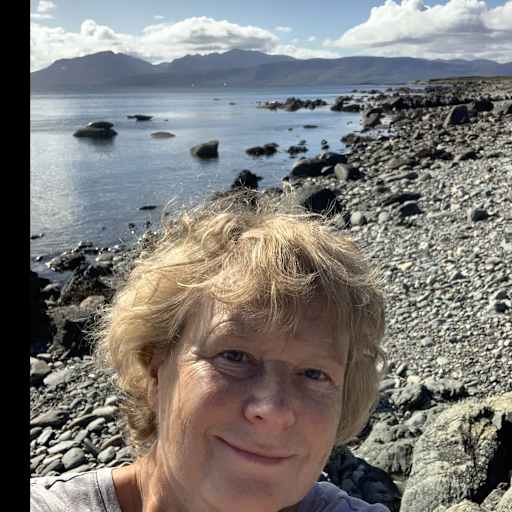 Profile image for pet sitter Helen