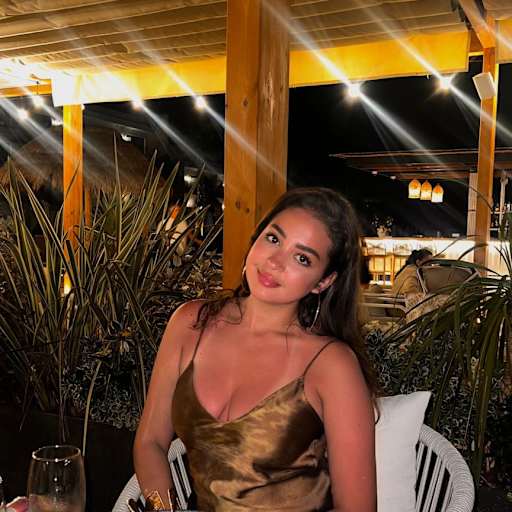 Profile image for pet sitter melissa