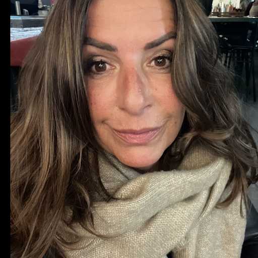 Profile image for pet sitter Tracy